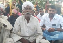 अखेर पिपरबोडी येथे ग्रामस्थांनी घेतला दारुबंदी चा निर्णय. ———————————————- हनुमान मंदिर देवस्थान व चिनोरा तंटामुक्त समिती चा पुढाकार