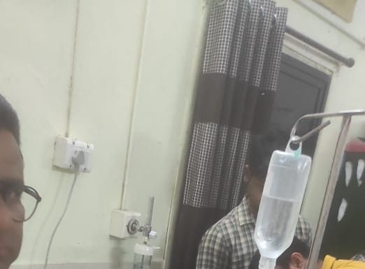 रेती चोरीची माहिती पोलिसांना दिल्याच्या संशयावरून रेतीमाफियाचा प्राणघातक हल्ला