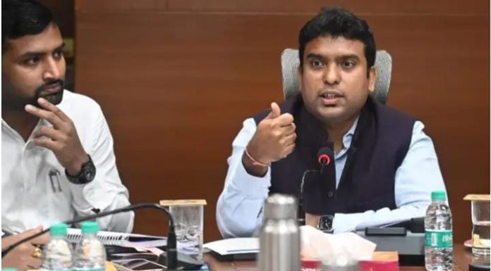 मतदानाची टक्केवारी वाढविण्यावर जिल्हा प्रशासनाचा भर – जिल्हाधिकारी विनय गौडा