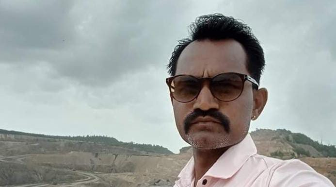 सचिन ढगे यांच्याशी खरे वृत्तांत न्यूज पोर्टल अँड यूट्यूब चैनल तथा अर्धसाप्ताहिक नावाने कोणीही कसल्या प्रकारचे व्यवहार करू नये