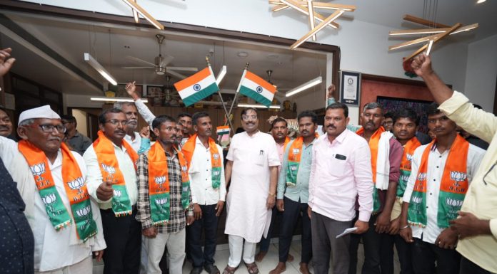 *ना. सुधीर मुनगंटीवार यांच्या विकासकार्यावर विश्वास ठेवत शरद पवार गटाचे तालुकाध्यक्ष संजय पावडे भाजपमध्ये*