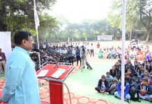 *विजयाच्या संकल्पाची मशाल हृदयात प्रज्वलित करा* *आ. श्री. सुधीर मुनगंटीवार यांनी वाढवले खेळाडूंचे मनोबल*