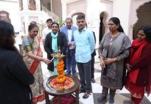 मराठी भाषा संवर्धन पंधरवड्यानिमित्त आयोजित ग्रंथ विक्री प्रदर्शन स्तुत्य उपक्रम खासदार निलेश लंके आणि शोभा बच्छाव यांनी व्यक्त केल्या भावना